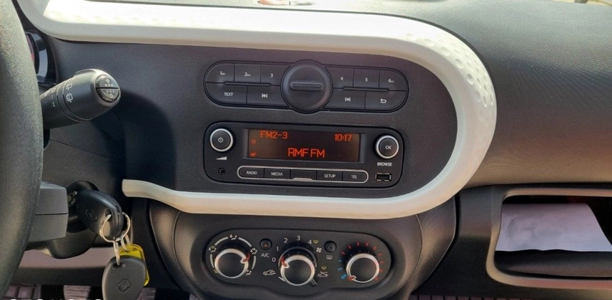 Renault Twingo cena 24900 przebieg: 36576, rok produkcji 2015 z Piława Górna małe 497